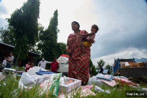 🌊🧒 Nepal floods: Over 500 children left without parents