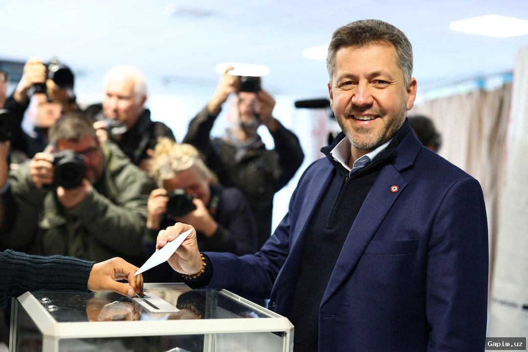 ⚖️🗳️ French Elections: Mainstream Parties Forced into Awkward Alliances with Extremists