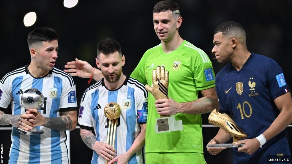 ⚽️🏆 Messi retakes Golden Boot lead with eighth goal in World Cup thriller