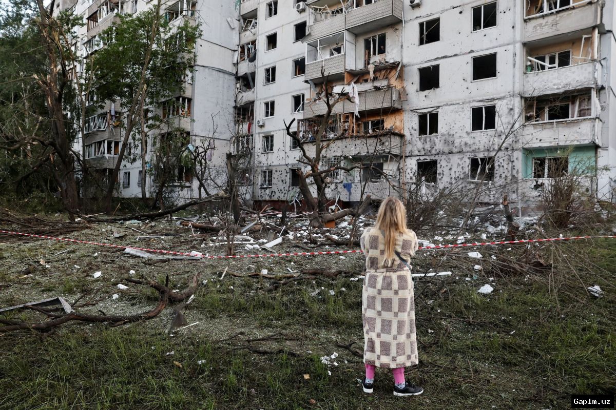 💥🇺🇦 Massive Russian missile strikes hit Kyiv: civilians shelter in metro, dozens killed
