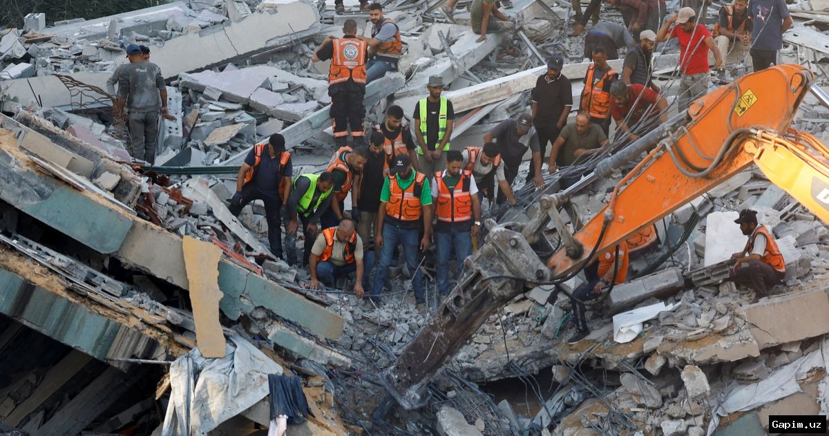 🏚️🚨 Обрушение здания в Газе: более 20 погибших, около 100 под завалами