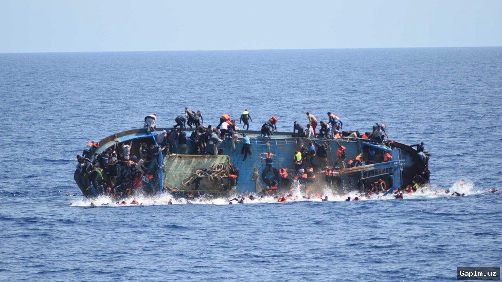 🌊🚨 Migrant Boat Capsizes Off Libya: 32 Survivors, Over 70 Missing in Mediterranean Tragedy