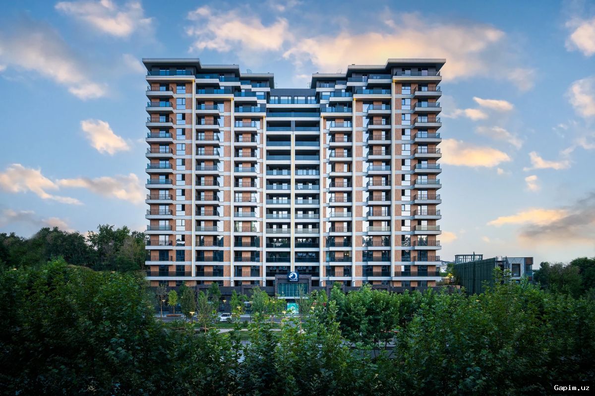 🏢⚖️ Dispute Over Roof Construction at 'Kislorod' Residential Complex in Tashkent Escalates to Court