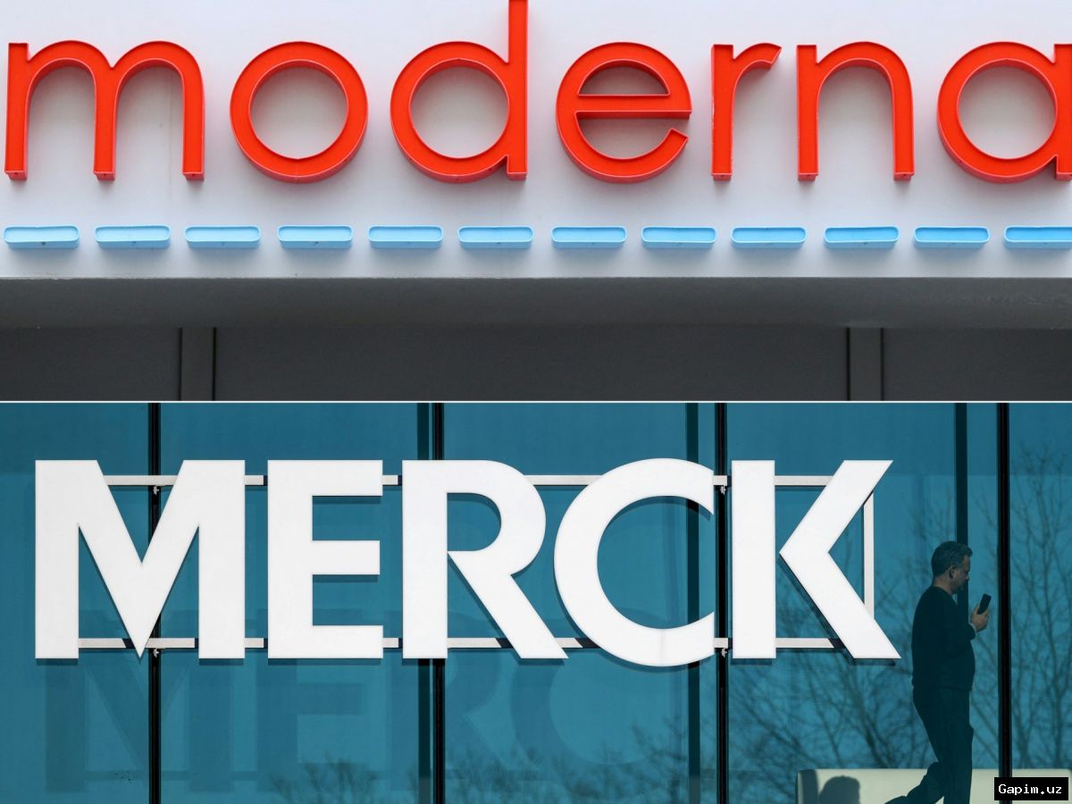 💉🔬 Moderna and Merck's Personalized mRNA Cancer Vaccine Reduces Melanoma Risk in Late-Stage Trial