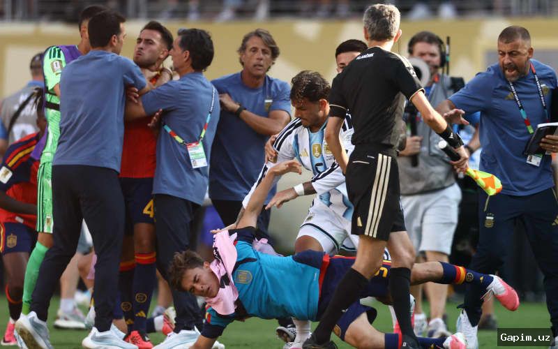 ⚽️🥊 FIFA Ispaniya va Argentina o'yinchilari o'rtasidagi janjalni tekshirmoqda