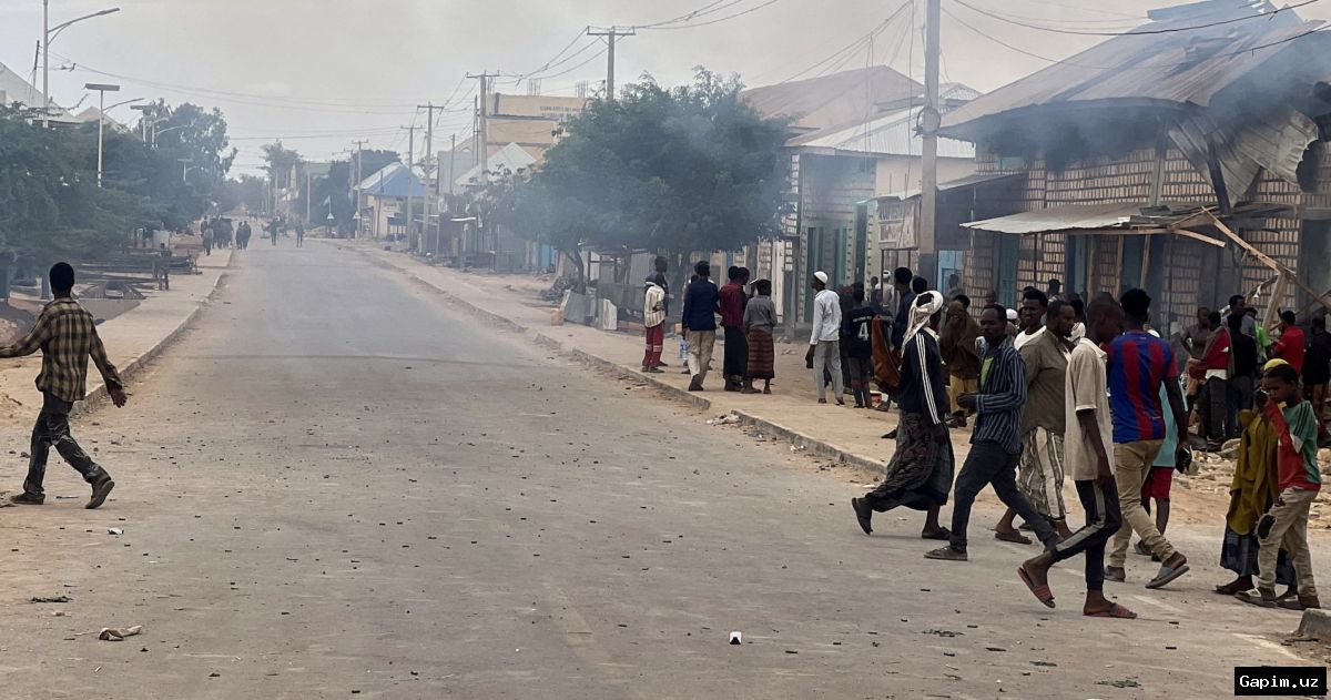 💥🇸🇴 Intense clashes erupt in Somali city of Baidoa between government forces and ousted regional president's fighters