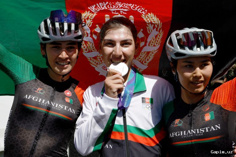 🚴‍♀️🥈 Несмотря на запреты талибов, афганская велогонщица завоевала серебро Азиатских игр