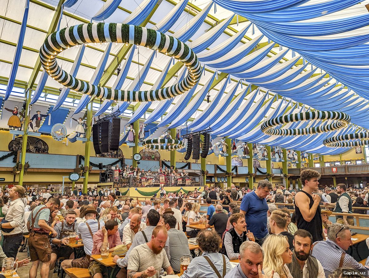 🍺🎪 В Мюнхене стартует Октоберфест: ИИ будет управлять толпой, литр воды — 11 евро