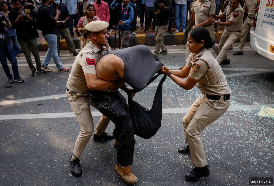 🇮🇳⚖️ Electoral Tensions in India: Opposition Leader Arrested Amid Crackdown on Protests
