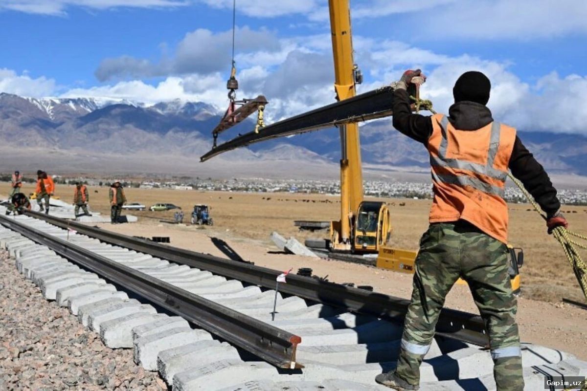 🚆🏗️ В Ташкентской области завершено строительство электрифицированного железнодорожного участка Байткурган—Паркент