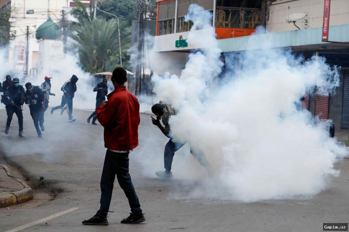 🇰🇪🚨 Kenya police disperse protesters, arrest 355 in crackdown on memorial rally