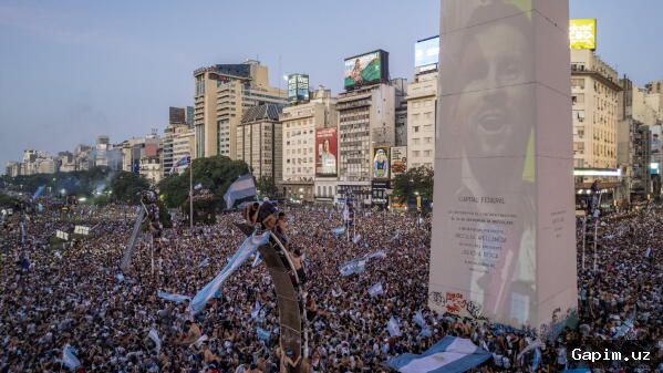 ⚽️💔 Отец Лионеля Месси Хорхе Месси скончался в возрасте 68 лет