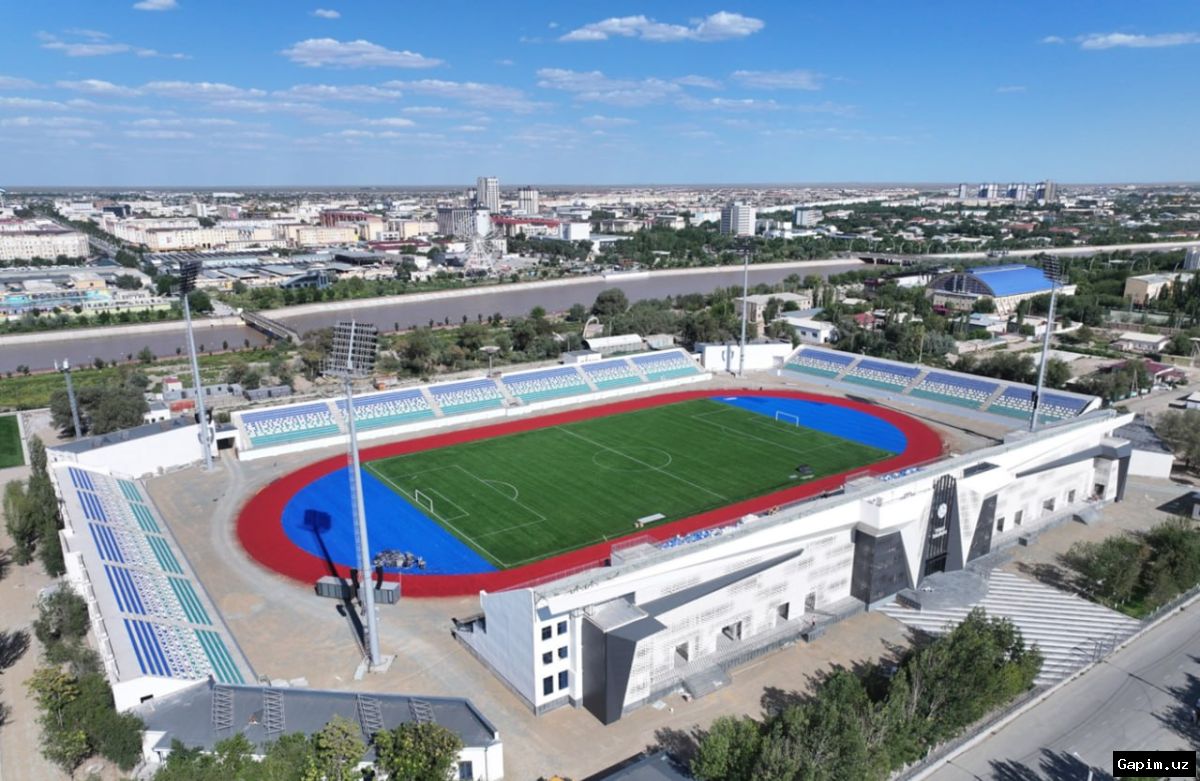 🏟️⚽️ Президент осмотрел реконструированный стадион «Туран» в Нукусе