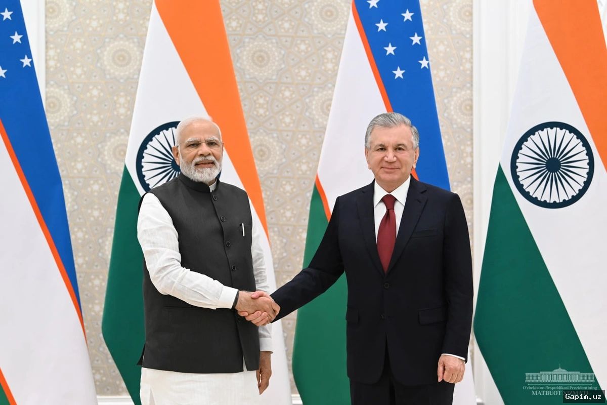 🇮🇳🤝 Премьер-министр Индии Моди прибыл с государственным визитом в Узбекистан