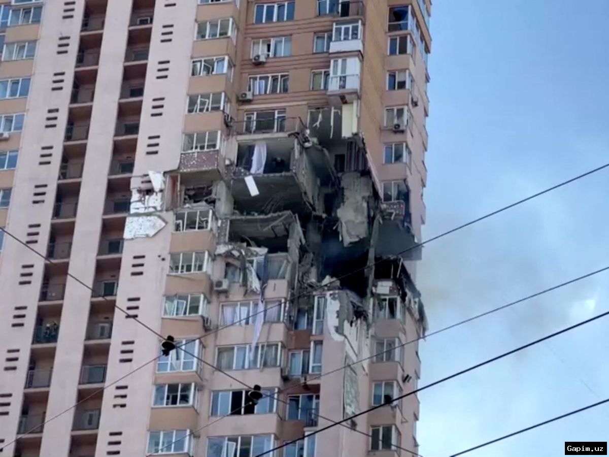 💥🏢 Ракетный удар по Киеву: есть погибшие и раненые