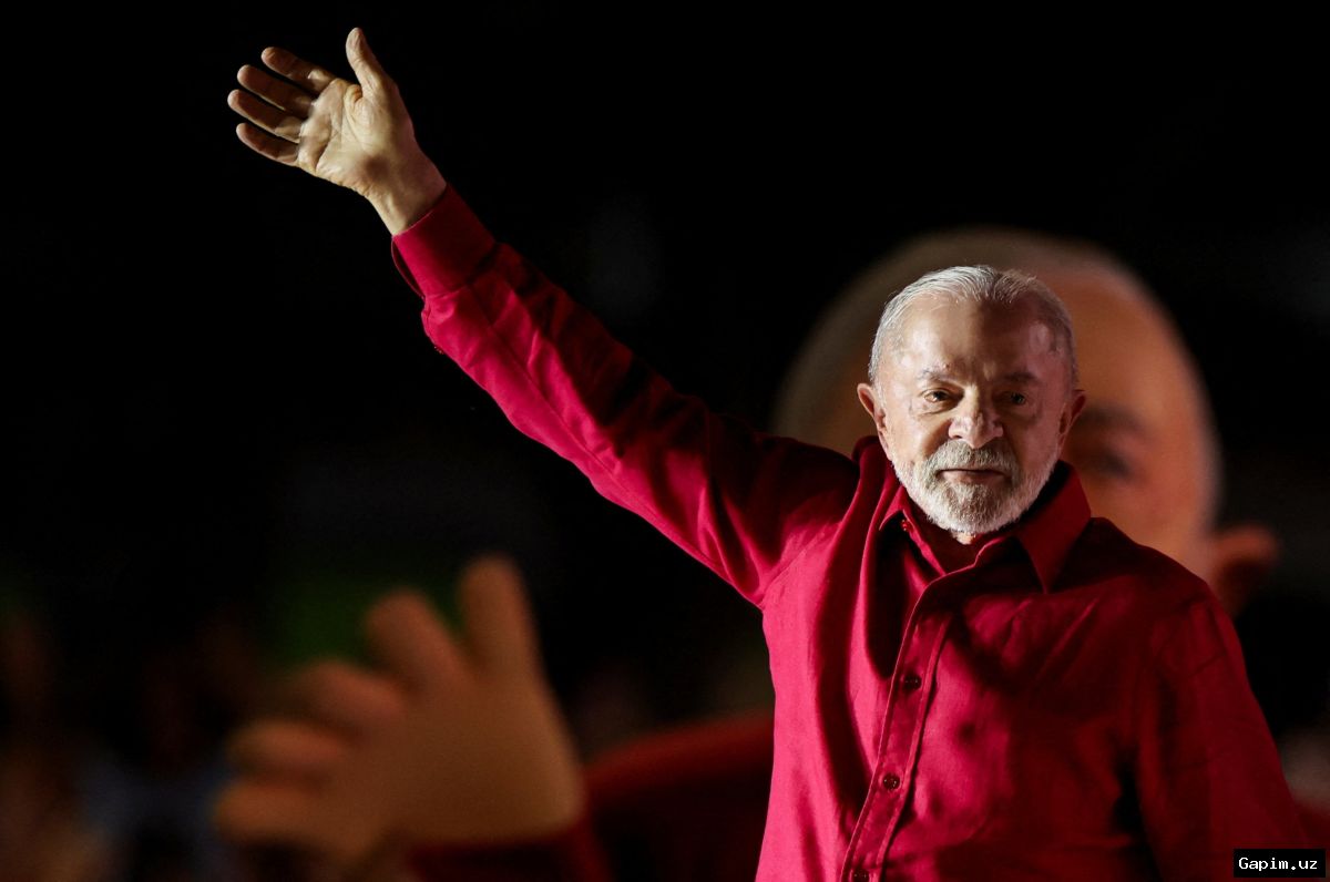 🇧🇷💰 Brazil's Lula hikes welfare by 15% ahead of election