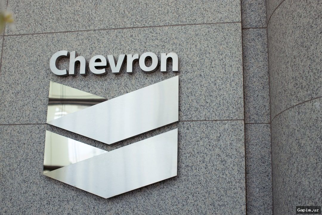 🛢️💵 Chevron Venesuelada neft qazib olishni ikki baravar oshirish uchun 7 milliard dollar sarmoya kiritadi