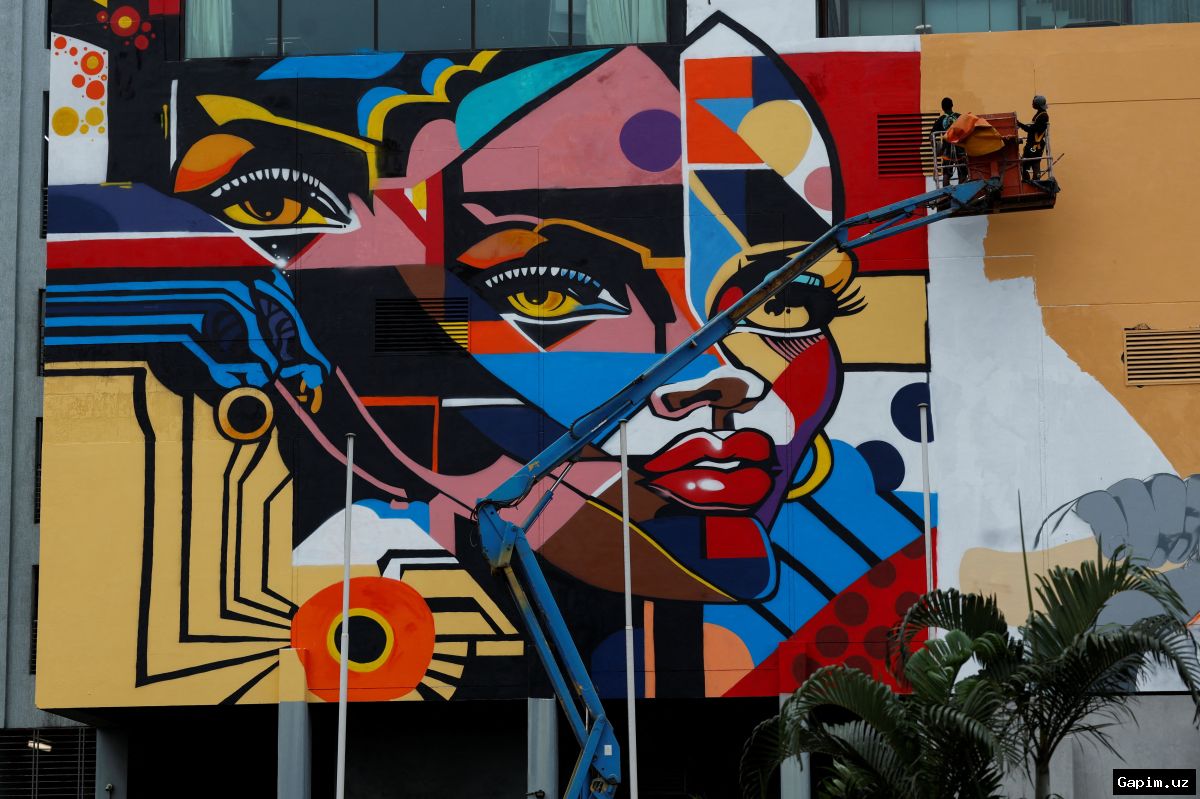 🎨🌃 Неделя искусств в Абиджане: Ночь галерей и культурный рост экономической столицы