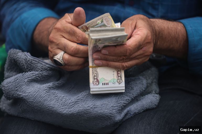 📉🌐 Резкая девальвация иракского динара парализовала рынки и привела к убыткам трейдеров
