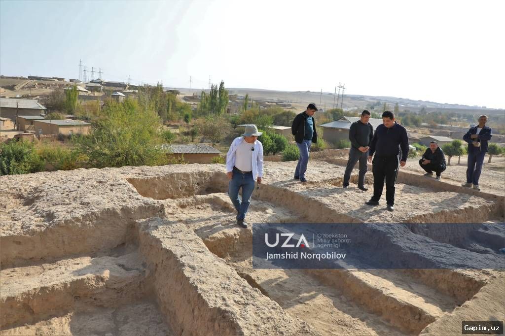 🏺🕌 Unique mihrab and ossuary discovered at Odirmon archaeological site in Uzbekistan