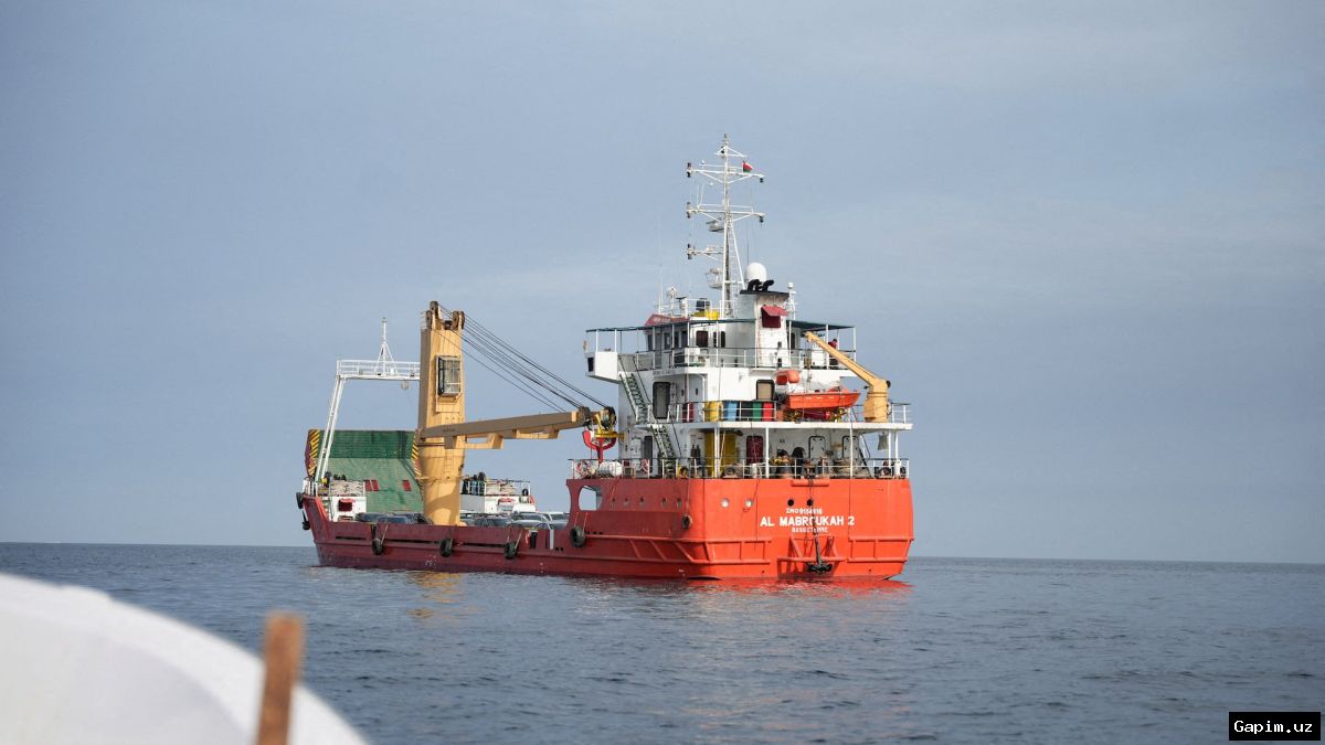 ⚓️🛢️ AQSh Eronni neft blokadasi orqali bo‘ysundirishga urinmoqda: Ikki stsenariy va global oqibatlar