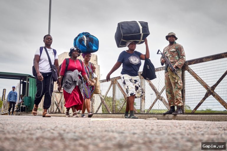 ⚠️🇿🇼 Массовый исход: свыше 116 тысяч граждан Зимбабве покинули ЮАР из-за антимигрантских угроз