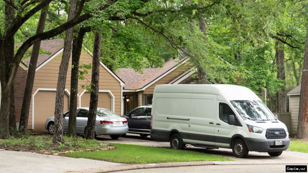 🔥🏠 AQShda OpenAI rahbari Sam Altmanning uyiga molotov kokteyli otgan shaxs hibsga olindi