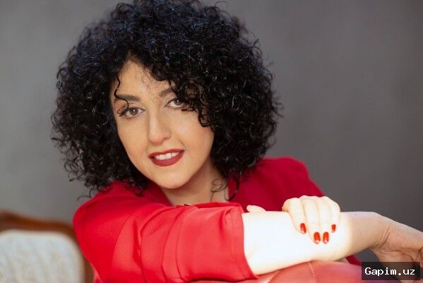 🏆🕊️ Narges Mohammadi garov evaziga qo'yib yuborildi va Tehrondagi kasalxonaga yotqizildi
