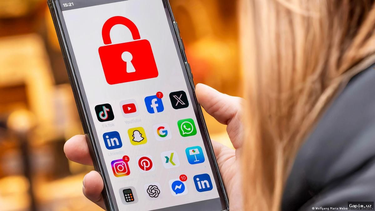 📱🚫 Fransiya 15 yoshgacha bo‘lgan bolalar uchun ijtimoiy tarmoqlarni taqiqlashni rejalashtirmoqda